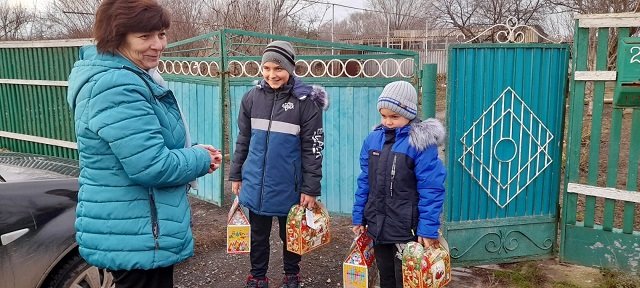 Поздравление с наступающим  новым годом детей жителей села Ивановка мобилизованных на военную службу в зону СВО